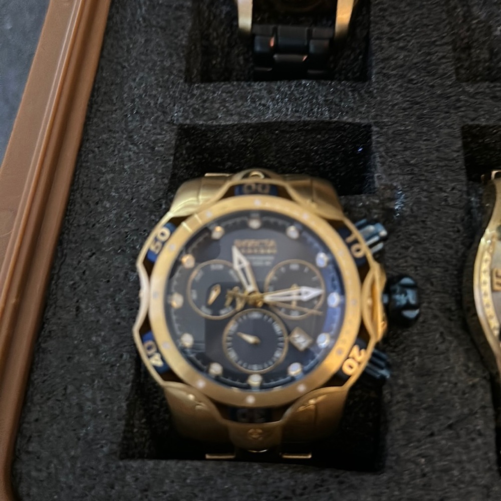 This is a collectible Invicta watch selling separately for $200 each $1000 for 6